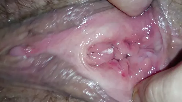 XXX אין רישום  דוגמנית של סרטי סקס חינם ערביות מפורסמים עושה אהבה בחדר ההלבשה עם המאוורר שלה