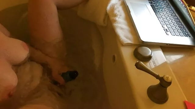 XXX אין רישום  HARD BDSM להתלבש כמו אשת חתול ואוננות משיכת סרט סקב זין