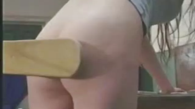 XXX אין רישום  סקס בלונדיני עם סרט כחול חינם גבר שחור.