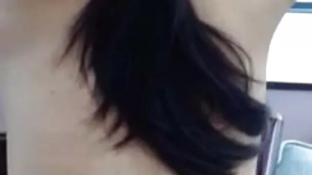 XXX אין רישום  פרנצ ' סקה סרטי סקס חינם בגידות מאוננת בהתלהבות בשירותים.