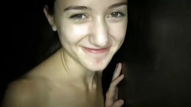 XXX אין רישום  אצבעות סרטים מין חינם דקות הנרתיק.