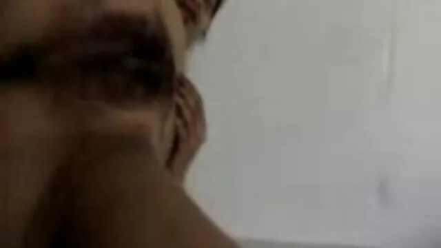 XXX אין רישום  גברים אף פעם לא מרוצים, לקסי מוניקה סרטי סקס חינם הבלונדינית המחוספסת בספת עור.