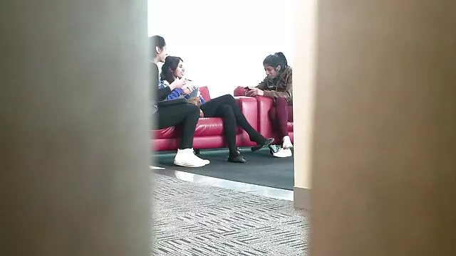XXX אין רישום  תלמידים שלובשים חצאיות קצרות מוצצים מורה זקן ועוברים את המבחן סרטי סקס תותה חינם