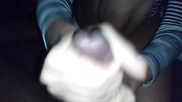 XXX אין רישום  שחרחורת סרט כחול לצפיה חינם מזדיינת עם דילדו בלונדיני בתחת ומלקקת לה את הכוס