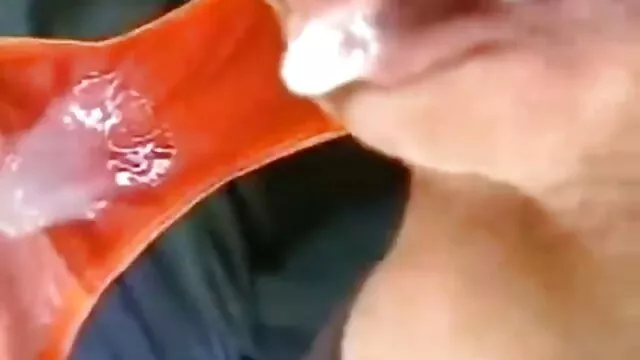 XXX אין רישום  סולו מתובל סרט סקב הומו רוסי עם צעצוע מין