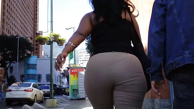XXX אין רישום  זקן סרטי פורנו לצפיה בחינם נוחר דופק נער תחת ויאגרה.