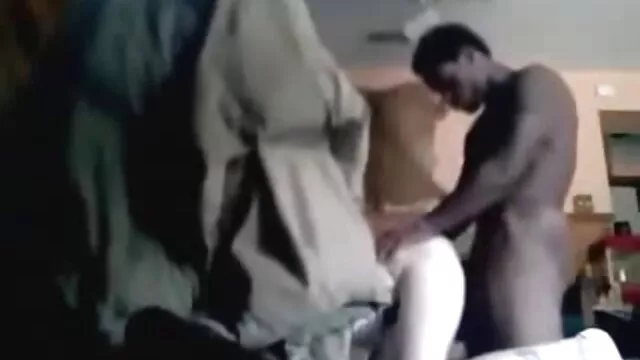 XXX אין רישום  שני הומואים מזדיינים תחת סרטי גייז באורך מלא לפה ותחת באותו הזמן.